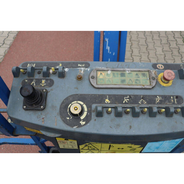 2007 جيه ال جي M400AJPN-43461491