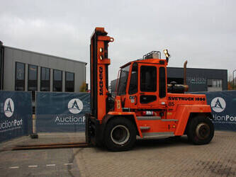 Image for CONTAINER HANDLERS 2001 Svetruck 1060-30