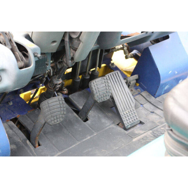 2000 كوماتسو FD45T-7-43463207