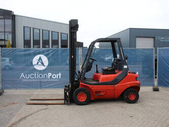 صورة ل رافعات 1998 فينويك H25