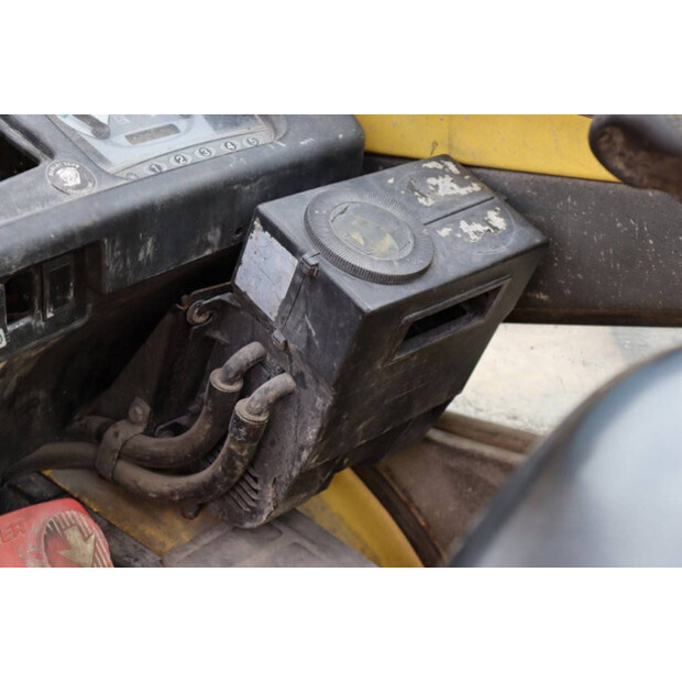 1999 Hyster H4.50XM-43464104