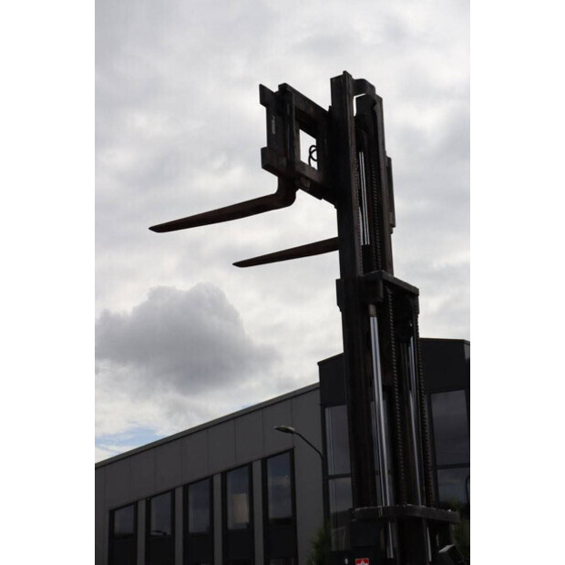 1999 Hyster H4.50XM-43464119