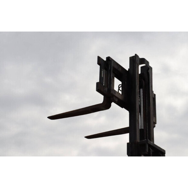 1999 Hyster H4.50XM-43464120