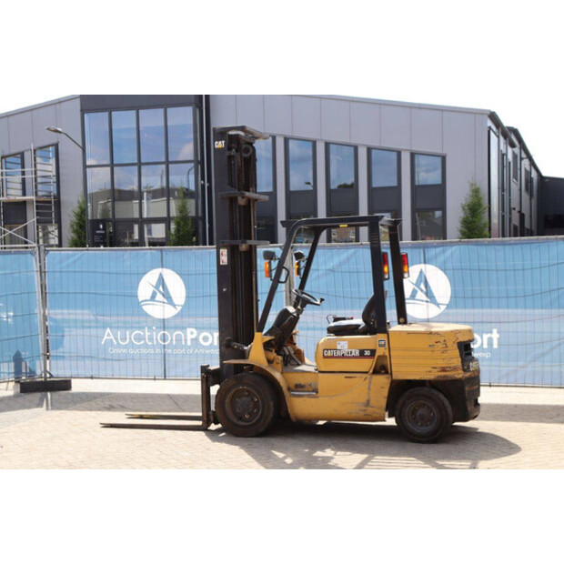 1997 كاتربيلر DP30-43464244