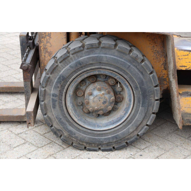 1986 Komatsu FD-25-8-43464332