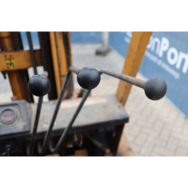 1986 Komatsu FD-25-8-43464344