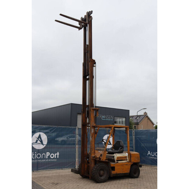 1986 Komatsu FD-25-8-43464350