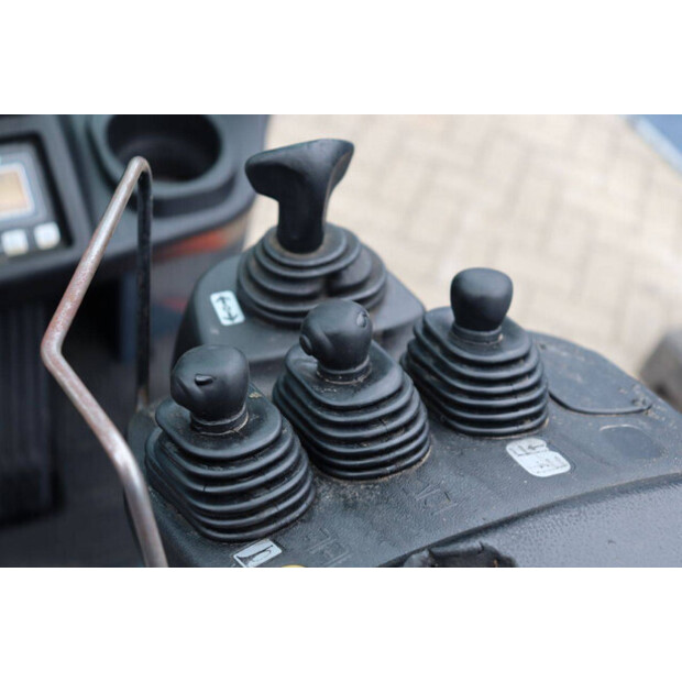 2017 Toyota 8FBM20T-43464409