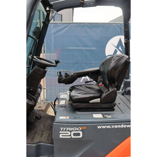 2017 تويوتا 8FBM20T-43464440