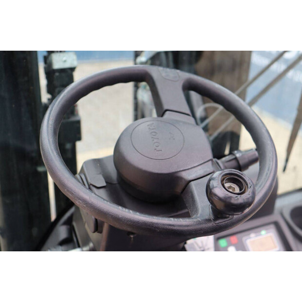 2017 تويوتا 8FBM20T-43464444