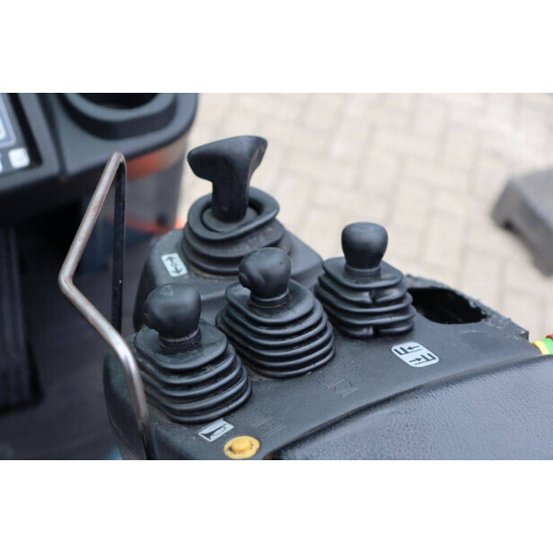 2017 تويوتا 8FBM20T-43464446