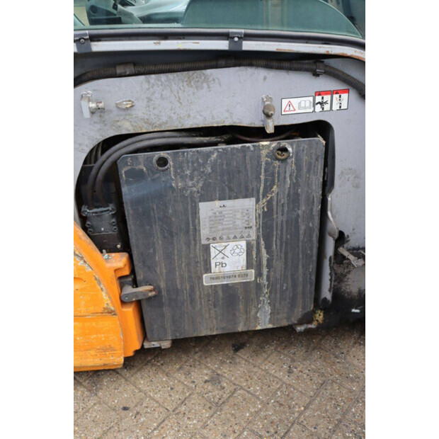 2017 Still RX20-20-43464560