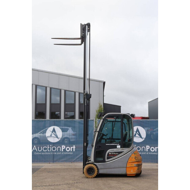 2017 Still RX20-20-43464563