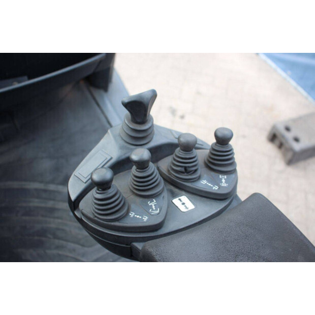 2003 Linde H30T-43465014