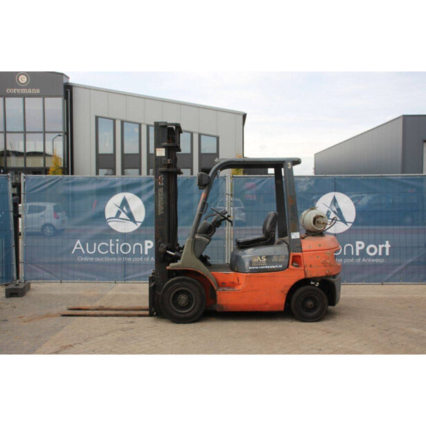 2001 Toyota 42-7FGF25-43465026