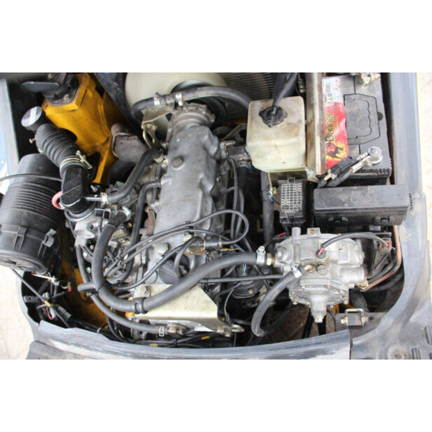 2008 كوماتسو FG25HT-16-43465107