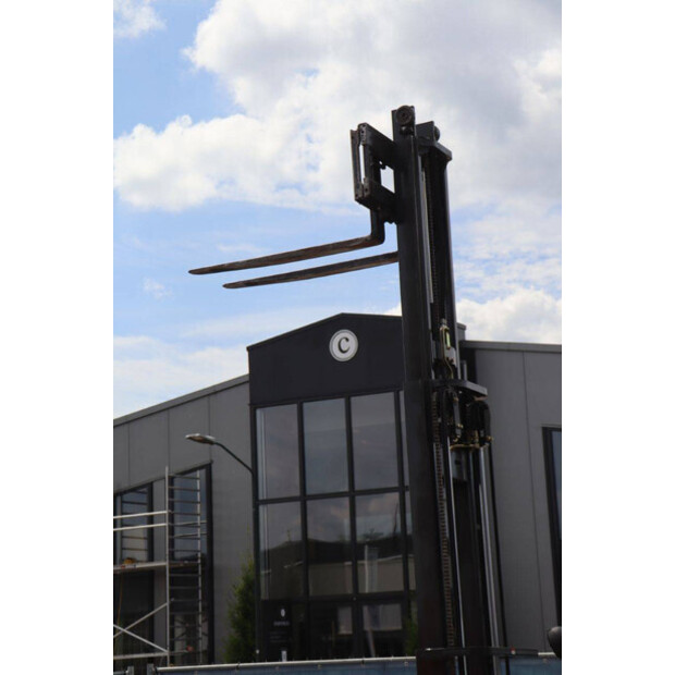 2006 NISSAN UD02A25PQ-43465376