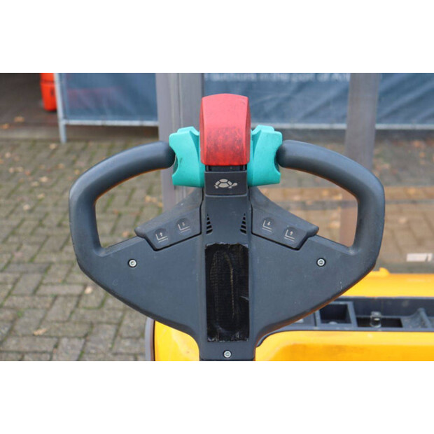 2016 Jungheinrich EJC 112-43466051