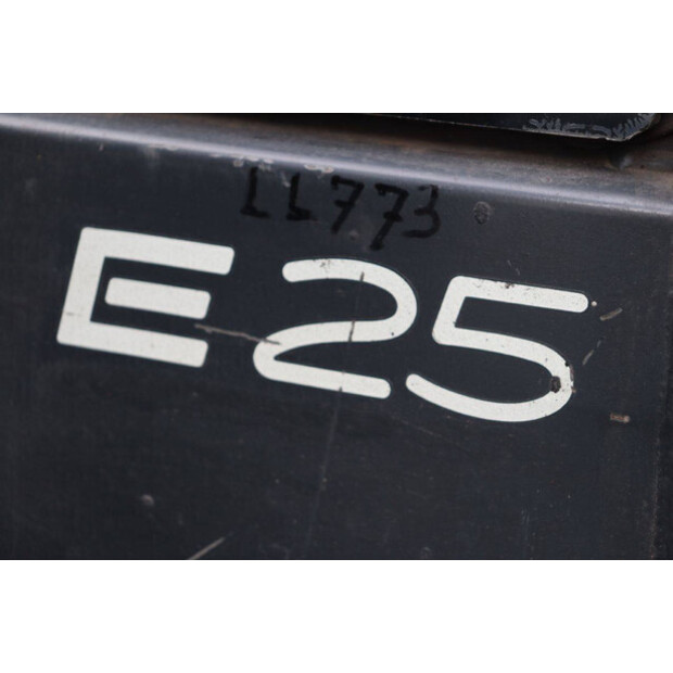 2002 ليندي E25-02-43466421