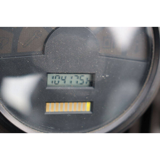 2002 ليندي E25-02-43466436