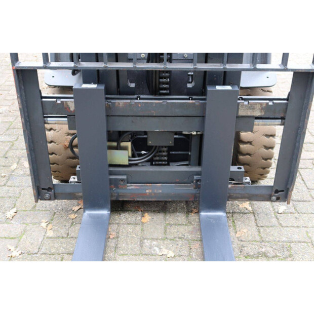 2014 ليندي E30-43466532