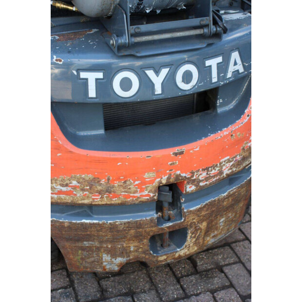 2019 Toyota 02-8FGF18-43466734