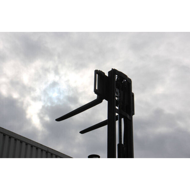 2011 تويوتا 02-8FDF30-43466980