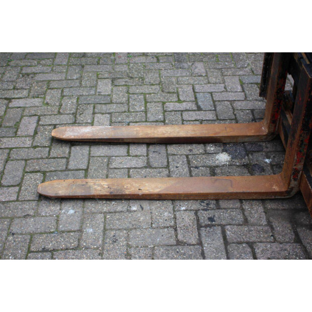 2010 Yale GDP30VX E2345-43466992