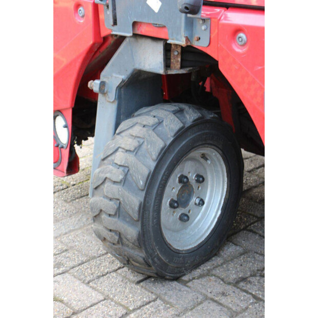 2011 MOFFETT M4 20.4-43467086