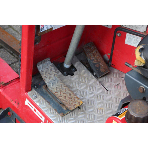 2011 MOFFETT M4 20.4-43467091