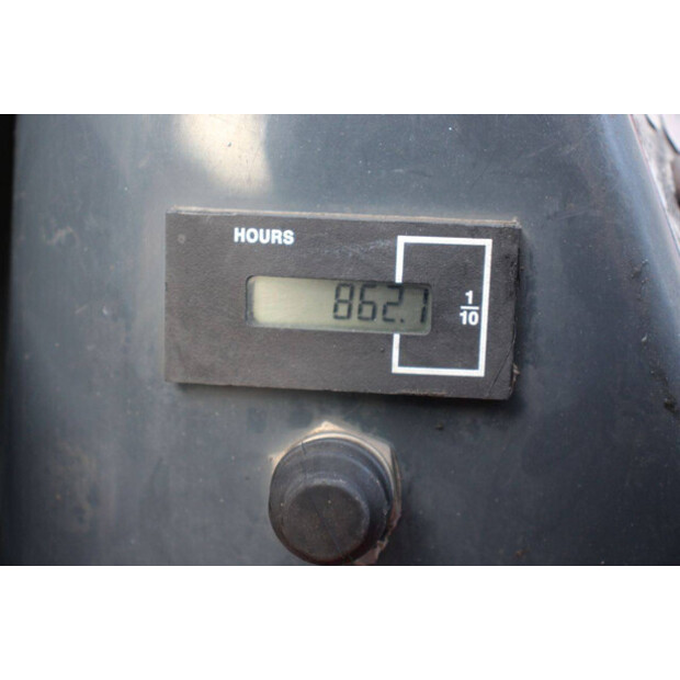 2011 MOFFETT M4 20.4-43467094