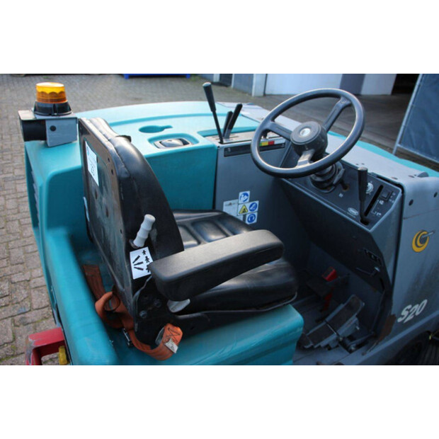 2020 تينانت S20-43467304