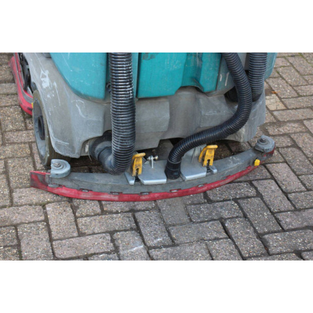 2017 تينانت T12-43467322