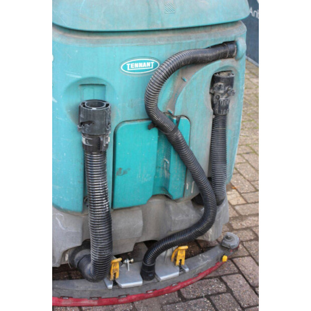 2017 تينانت T12-43467323