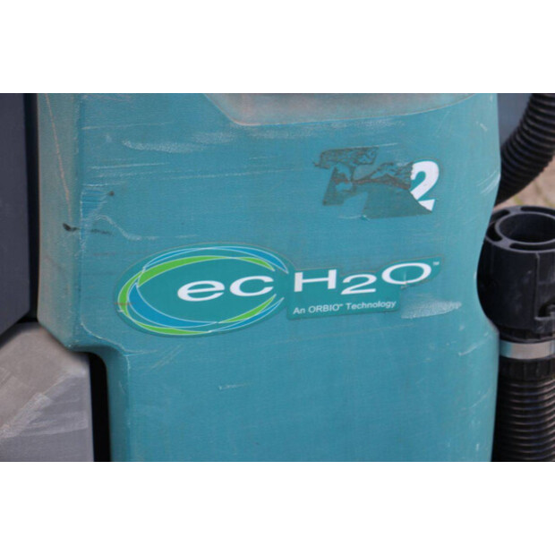 2017 تينانت T12-43467326