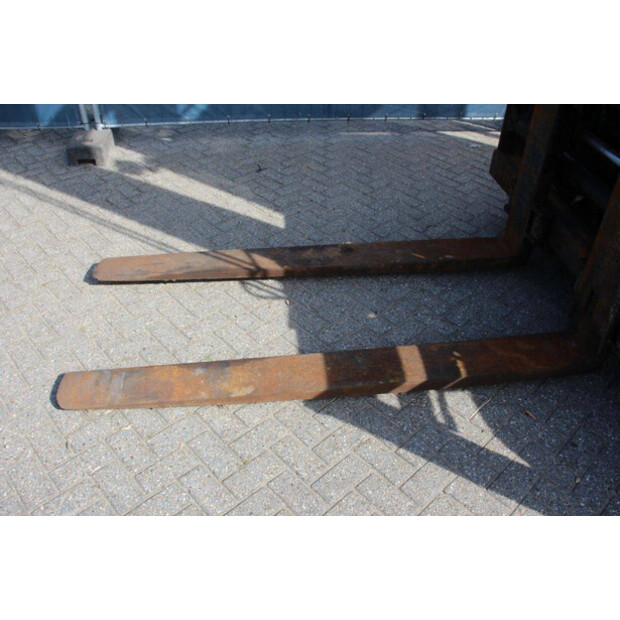 1999 سفيتراك 1260-30-43467532