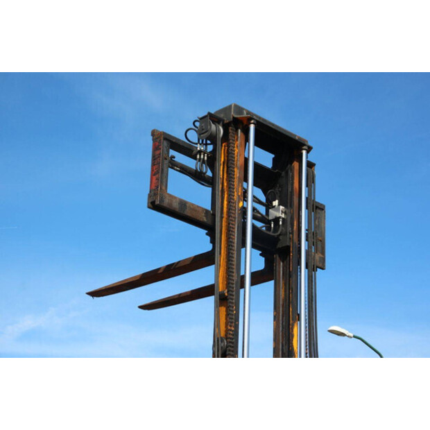 1999 سفيتراك 1260-30-43467551