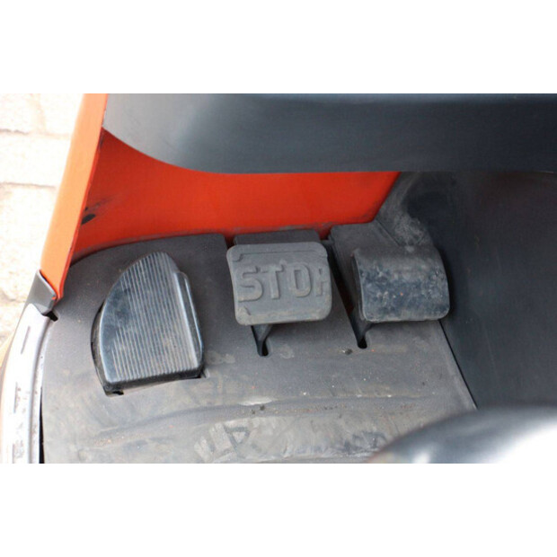 2017 ليندي R14B-01-43467598