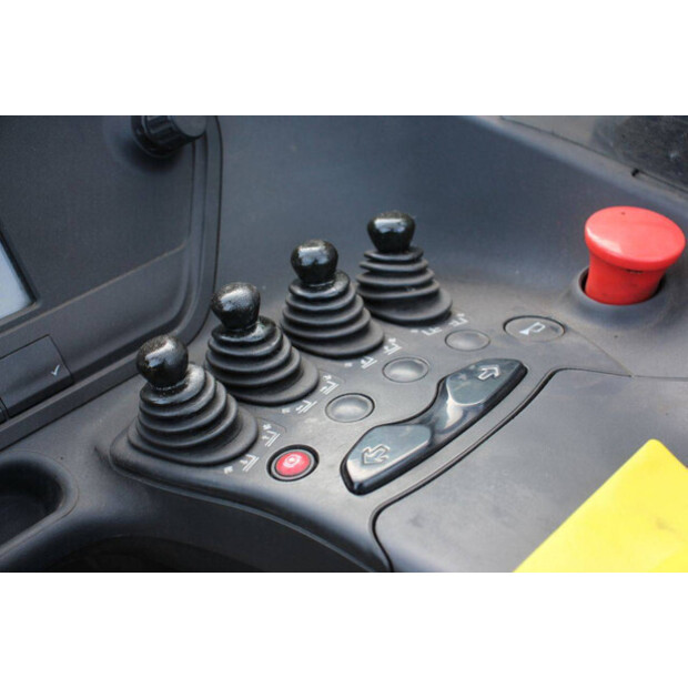 2017 ليندي R14B-01-43467602