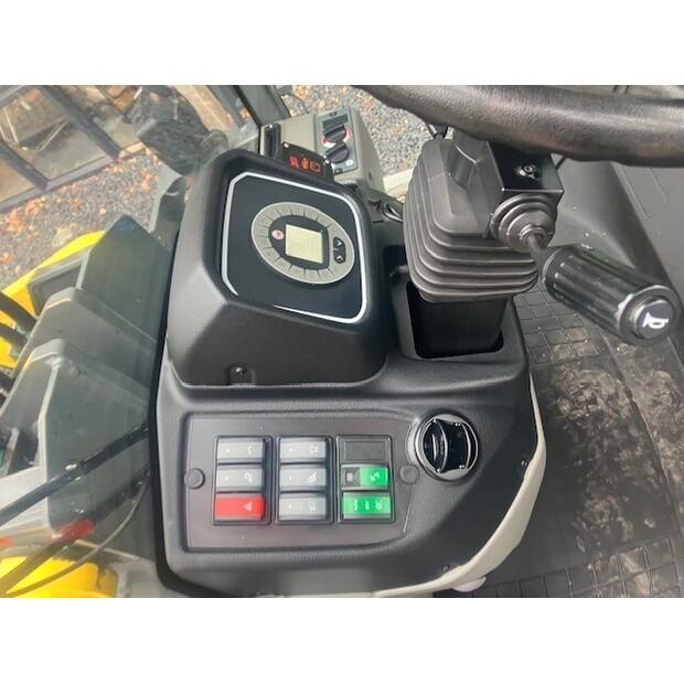 2017 كرامر-43471790