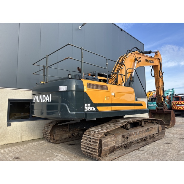 2020 Hyundai HX380L-43474970