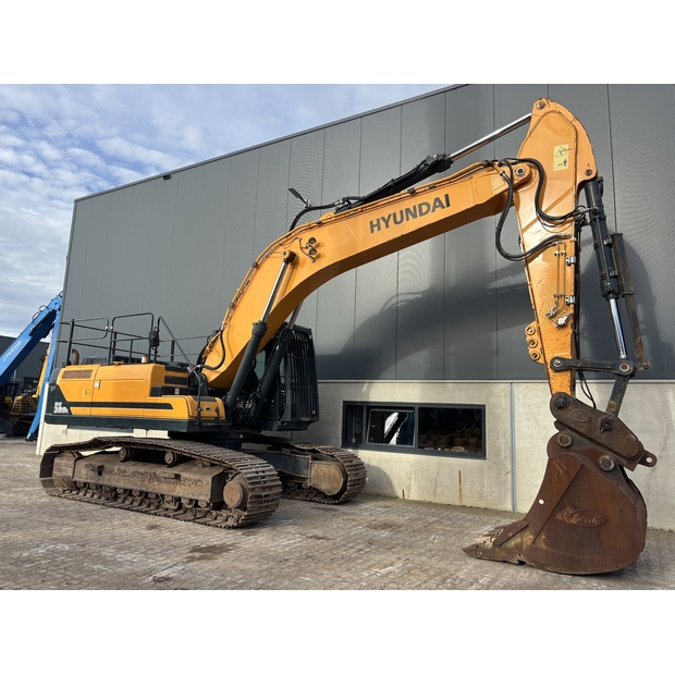 2020 Hyundai HX380L-43474974