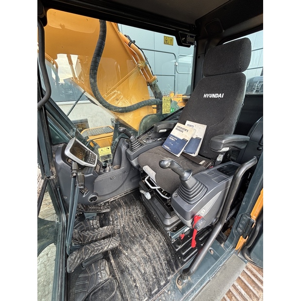 2020 Hyundai HX380L-43474984