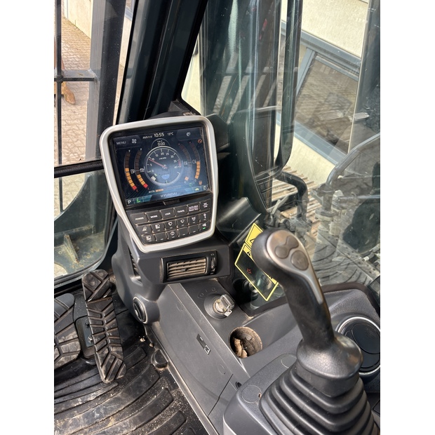 2020 Hyundai HX380L-43474987