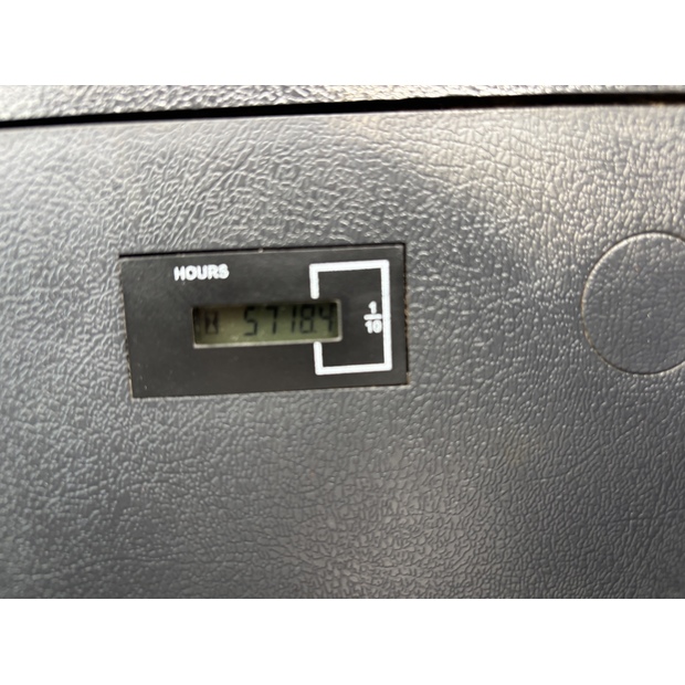 2020 Hyundai HX380L-43474988