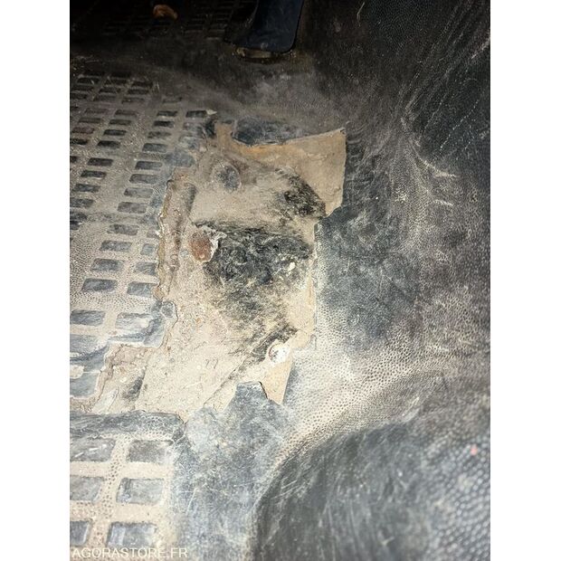 2013 Renault Maxity-43481915