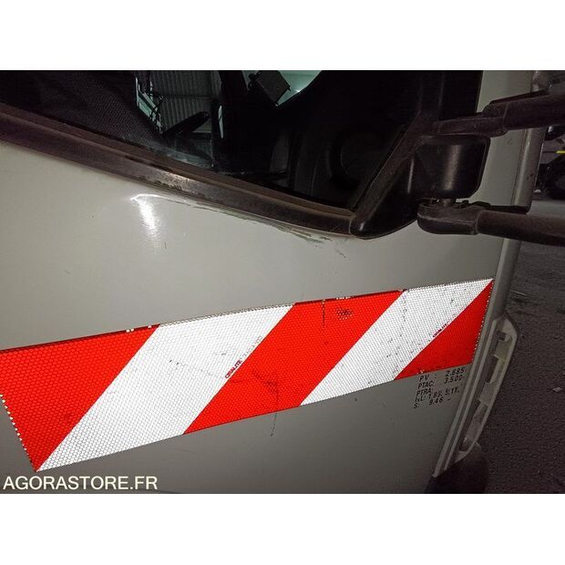 2013 Renault Maxity-43481917