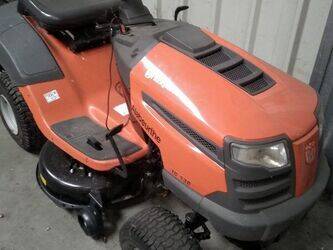 Image for TRACTORS Husqvarna TC138