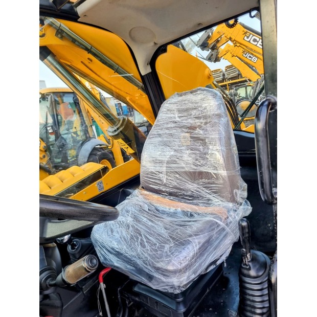 2018 جيه سي بي 540-140-43483893