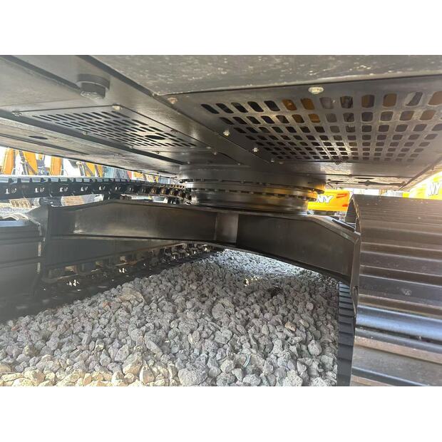 2023 اكس سي ام جي XE305-43484173